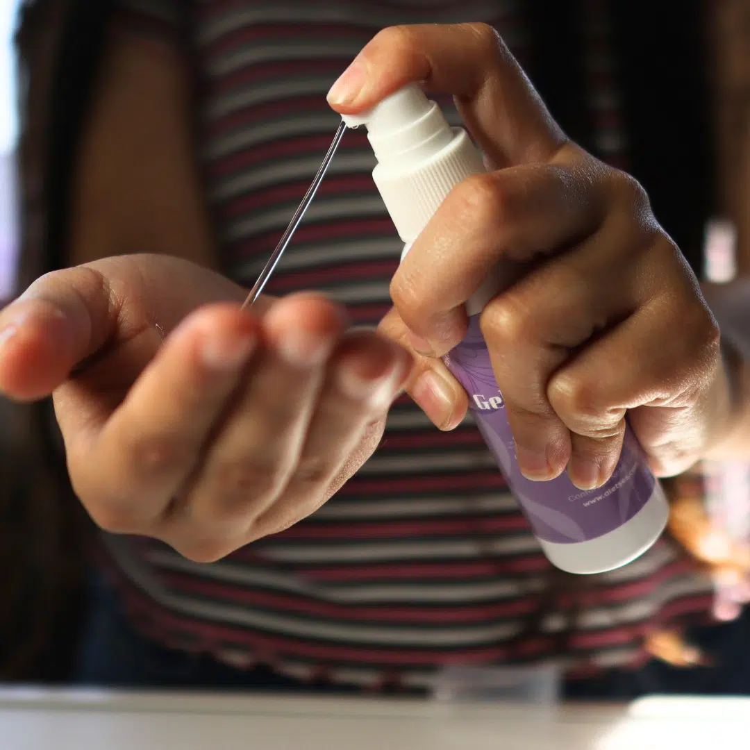 Dúo Confort: Lubricante + Jabón Íntimo - Imagen 3